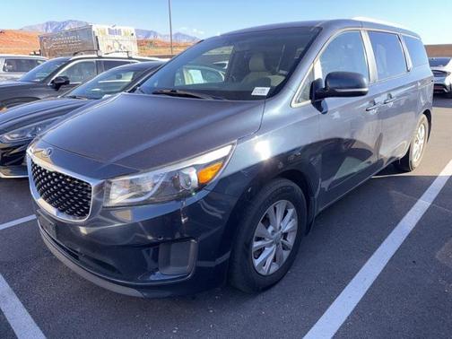 2017 Kia Sedona LX