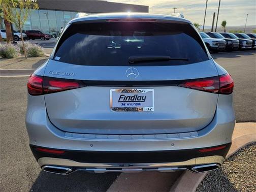 2025 Mercedes-Benz GLC 300 Base