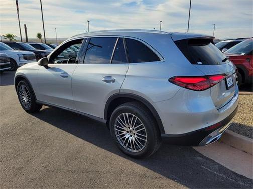 2025 Mercedes-Benz GLC 300 Base