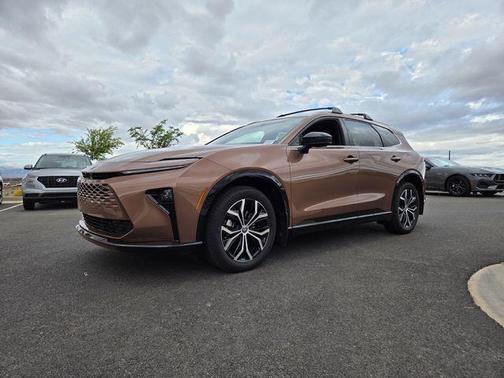 2026 Toyota Crown Signia XLE