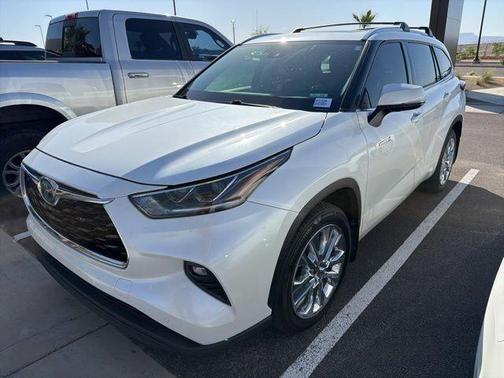 Blizzard Pearl 2020 Toyota Highlander Hybrid Limited