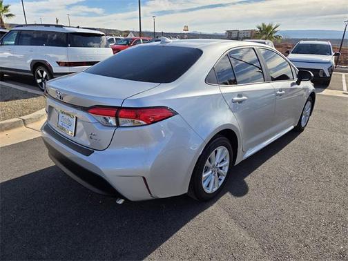 2025 Toyota Corolla Hybrid LE