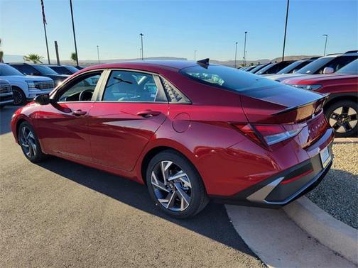 2025 Hyundai ELANTRA Sport