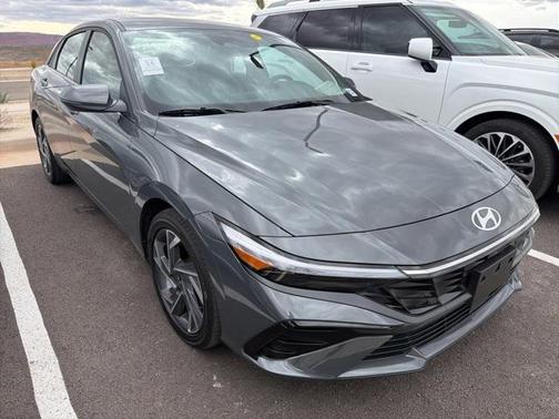 2025 Hyundai ELANTRA HEV Limited