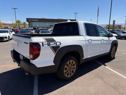 Platinum White Pearl 2022 Honda Ridgeline RTL-E