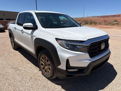 Platinum White Pearl 2022 Honda Ridgeline RTL-E