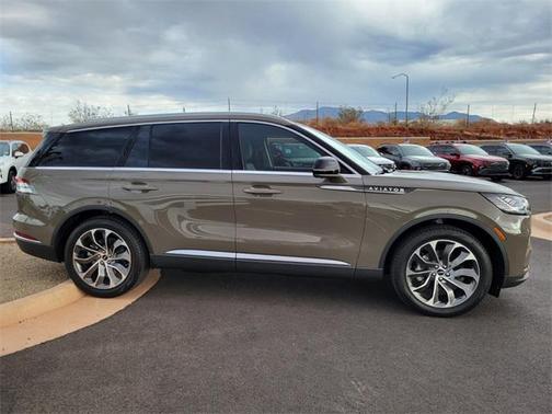 2025 Lincoln Aviator Premiere