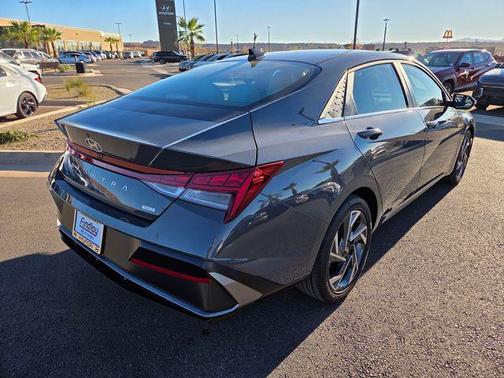 2025 Hyundai ELANTRA HEV Limited