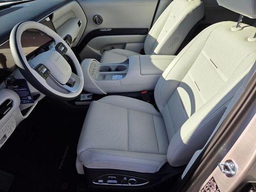 Typhoon Silver Metallic 2026 Hyundai PALISADE Calligraphy