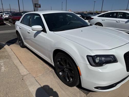 2021 Chrysler 300 S