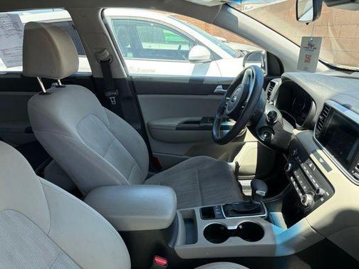 Clear White 2020 Kia Sportage LX