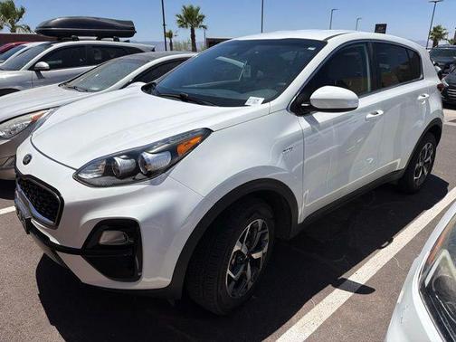 Clear White 2020 Kia Sportage LX
