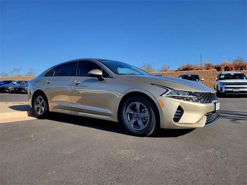 2022 Kia K5 LXS