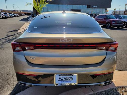 2022 Kia K5 LXS
