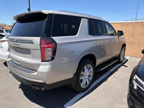Empire Beige Metallic 2022 Chevrolet Tahoe 4WD High Country