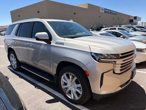 Empire Beige Metallic 2022 Chevrolet Tahoe 4WD High Country