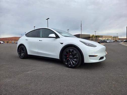 2023 Tesla Model Y Performance Dual Motor All-Wheel Drive