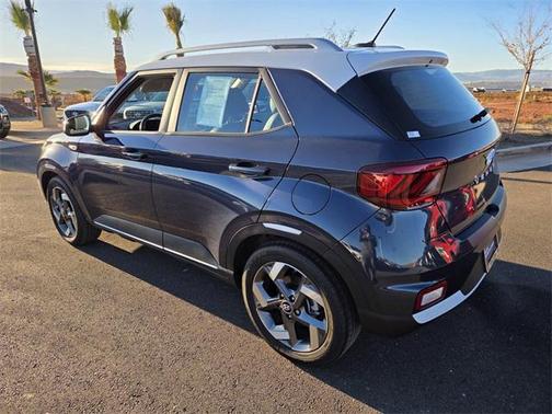 2024 Hyundai VENUE Limited