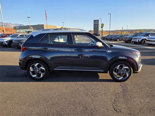 2024 Hyundai VENUE Limited