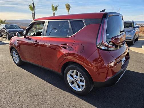 2025 Kia Soul LX