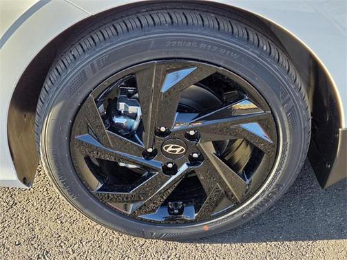 2026 Hyundai ELANTRA Sport