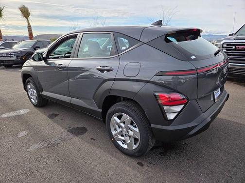 Ecotronic Gray Pearl 2026 Hyundai KONA SE