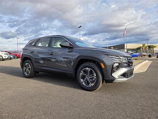 2026 Hyundai TUCSON Hybrid Blue SE
