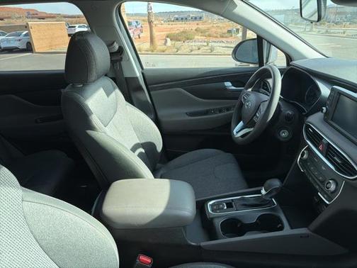 2019 Hyundai SANTA FE SE 2.4