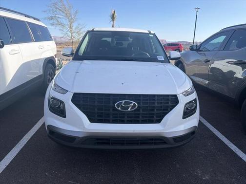 2024 Hyundai VENUE SE