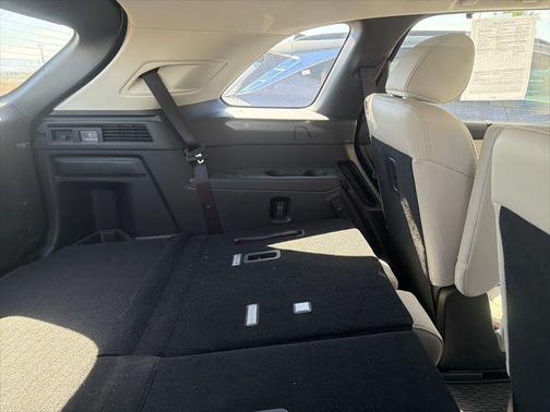 Rhodium White Premium 2025 Mazda CX-90 3.3 Turbo Preferred