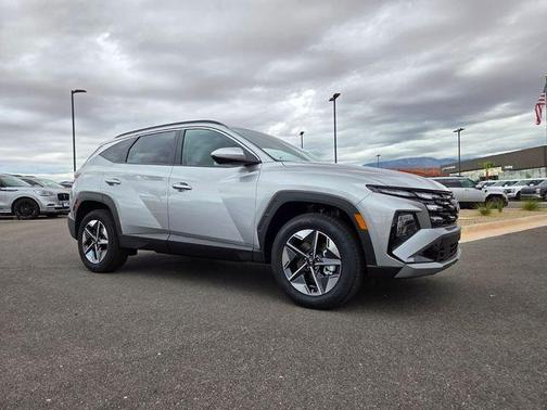 Shimmering Silver 2026 Hyundai TUCSON SEL