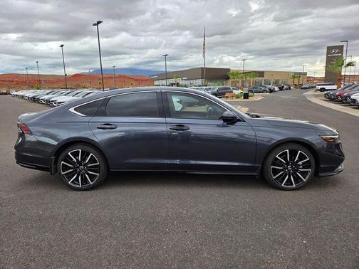 Meteorite Gray Metallic 2023 Honda Accord Hybrid Touring