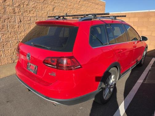 2017 Volkswagen Golf Alltrack TSI SE