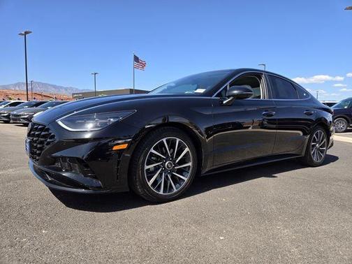 Phantom Black 2022 Hyundai SONATA Limited