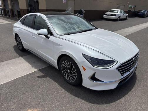 Hyper White 2021 Hyundai SONATA Limited 2.0T