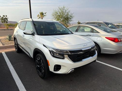 Snow White Pearl 2024 Kia Seltos SX Turbo