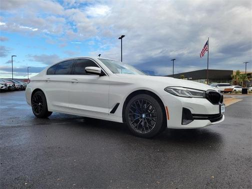 2021 BMW 530 530i