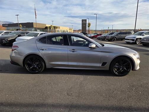 2023 Genesis G70 2.0T AWD