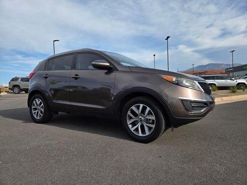 Sand Track 2015 Kia Sportage LX