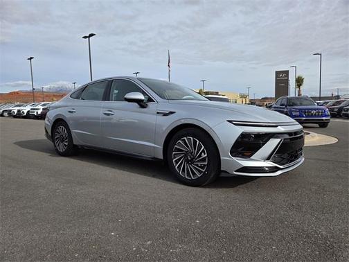 2026 Hyundai SONATA Hybrid Limited