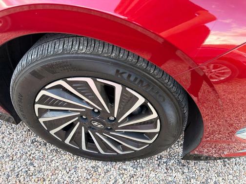 Ultimate red 2025 Hyundai SONATA Hybrid SE