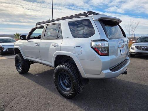 2021 Toyota 4Runner SR5