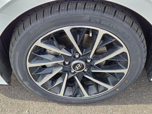 Quartz White 2020 Hyundai SONATA SEL Plus