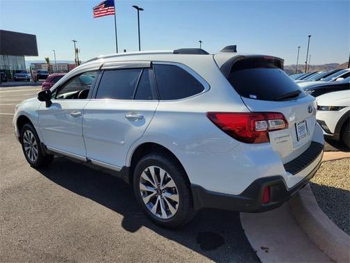 2018 Subaru Outback 2.5i Touring
