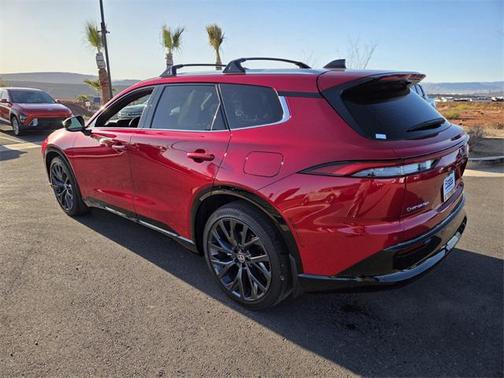 2025 Toyota Crown Signia Limited