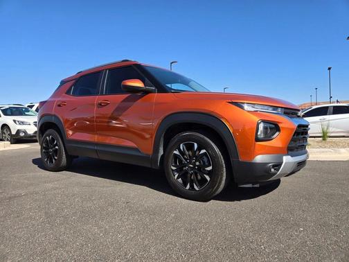 Vivid Orange Metallic 2023 Chevrolet Trailblazer LT