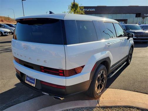 2025 Hyundai SANTA FE SE