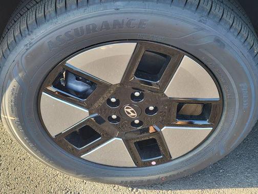 Hampton Gray 2026 Hyundai SANTA FE SE