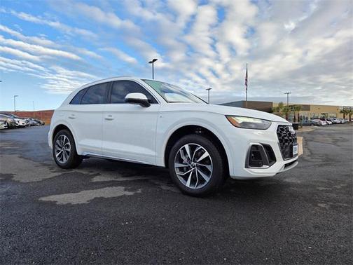 2023 Audi Q5 45 S line Premium Plus