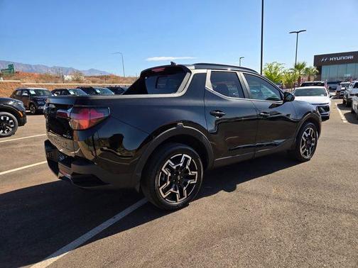 Phantom Black 2025 Hyundai SANTA CRUZ Limited